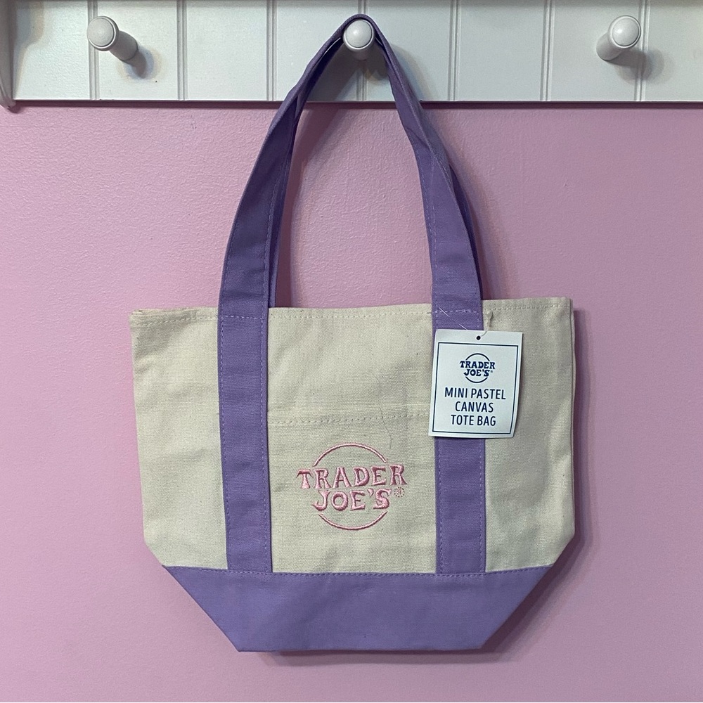 Trader Joe’s 2026 Purple & Cream Mini Tote